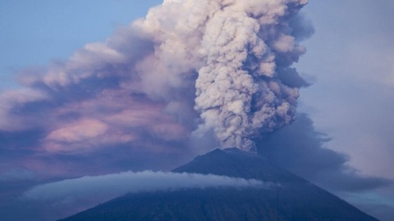 تصاویری استثنایی از فوران آتشفشان  در فیلیپین 