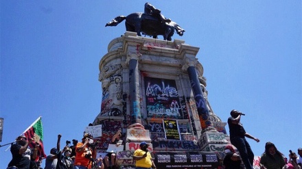 Amerkədə nokəçiyəti əsr iyən dıvrani simvolon məhv kardey.