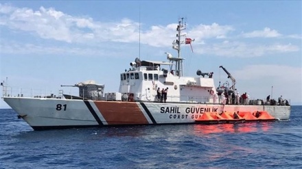 Türkiye ve Kıbrıs savaş gemileri arasında gerginlik