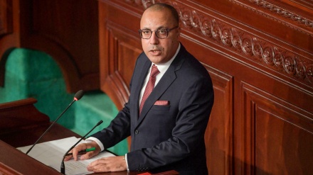 Kryeministri i Tunizisë rrahet fizikisht para se të japë dorëheqje
