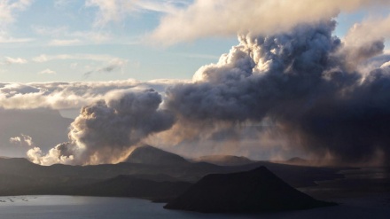 菲律宾塔阿尔火山警戒级别升高 