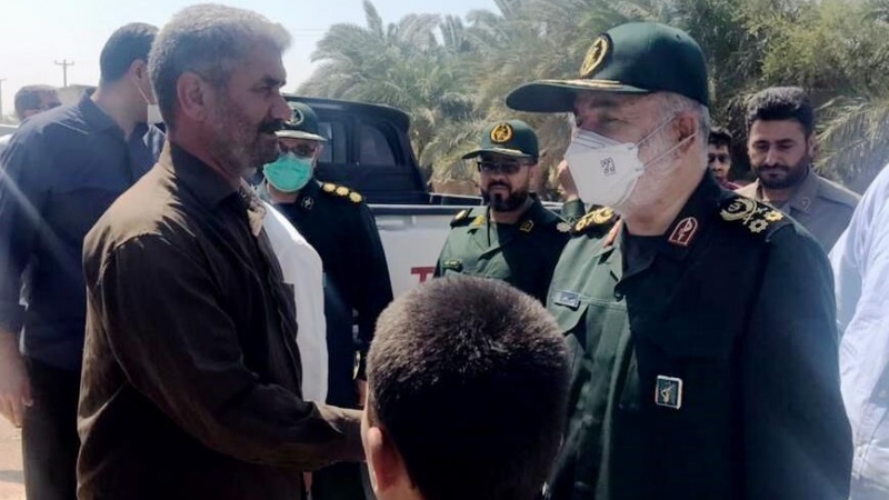 Gjeneral Salami: Garda Revolucionare përkrah Khuzestanit deri në mënjanimin e problemeve