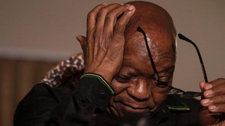 Sudafrica: Zuma in libertà vigilata per motivi di salute