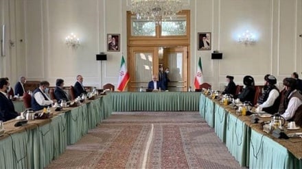 Tehranda owganara gepleşik sammitiniň başlanmagy