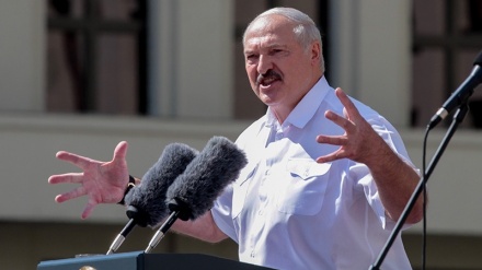 Лукашенко Европага  таҳдид қилди:  Белоруссиядан юкларни транзит қилиш йўллари блокланади