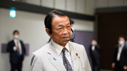 麻生財務相、「為替や株などに関し答弁することはない」