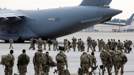イラク議員、「米軍の撤退は必須、米はテロリストに武器を提供」