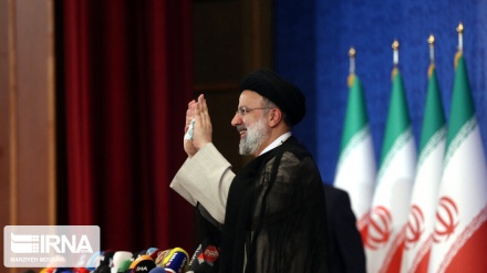 برگزاری مراسم تحلیف رئیس جمهور جدید ایران در مجلس شورای اسلامی