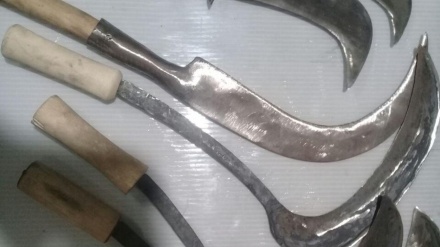 手工艺品, 博鲁杰尔德, 制作大镰刀（4）