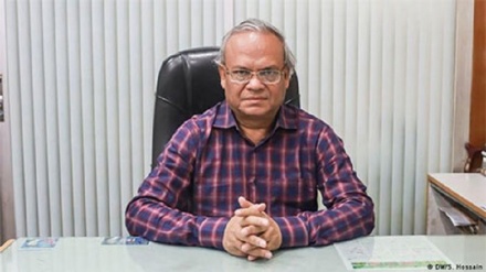 আওয়ামী লীগের লুটপাটের কারণে সারা জাতি ঋণগ্রস্ত: রিজভী 
