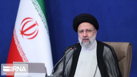 Iranian president urges readiness for new strains of COVID
