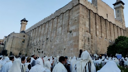 משרד החוץ הפלסטיני: ישראל מבצעת תוכנית לייהד את המסגד האיבראהימי