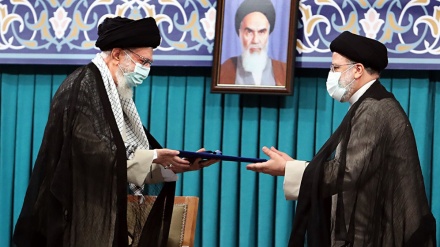 イラン大統領就任式での最高指導者の演説ー革命の価値観の維持