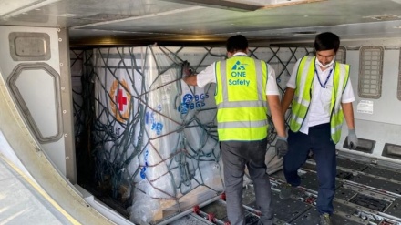 第十二批进口红新月会疫苗运抵伊朗