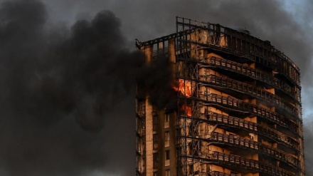 伊ミラノ都心の高層アパートで火災が発生