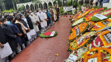 কাজী নজরুলের মৃত্যুবার্ষিকী: কবির রচনাবলী বিদেশি ভাষায় অনুবাদের আহ্বান