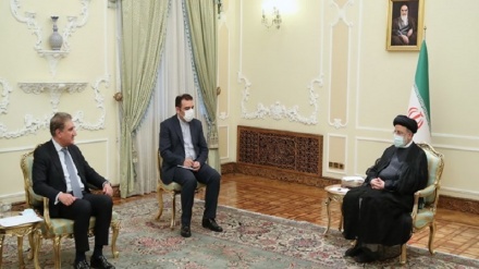 Rais Raisi: Uhusiano wa Iran na Pakistan ni wa tangu na tangu, wa kiimani na wa baina ya watu