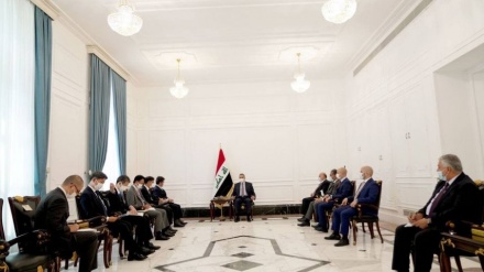 日本外相会见伊拉克总理