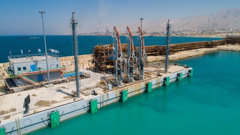 Iran eröffnet großen Energiehafen am Persischen Golf