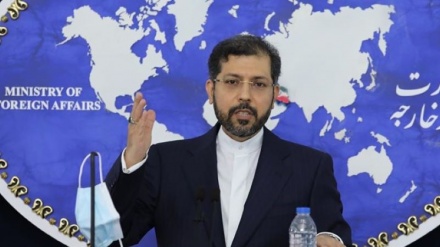 イランが、ペルシア湾上の船舶に対する軍の操舵系統侵入を否定