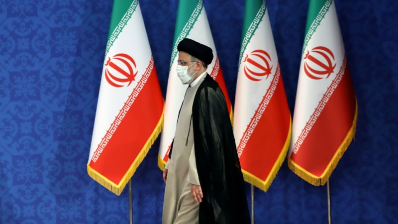 イランのライースィー新大統領