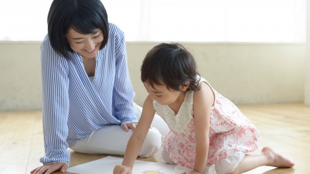 日本で、虐待治療後に受け入れ先ない子どもが327人