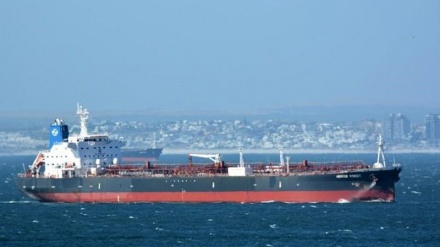Tanker Minyak yang Dioperasikan Israel Diserang di Lepas Pantai Oman