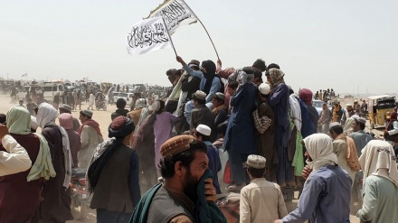 タリバンがカーブル西部に入る