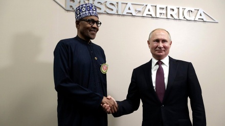 Nigeria e Russia siglano accordo per la fornitura di attrezzature  delle truppe