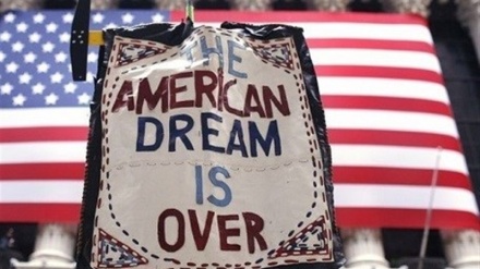 仏作家、「アフガン情勢は米没落後の世界の始まり」