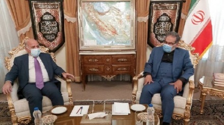  شمخانی: رفتارهای مشکوک آمریکا، انگلیس و رژیم صهیونیستی را زیرنظر داریم
