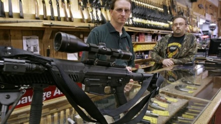 米で、武器購入者増加により弾薬が品薄に