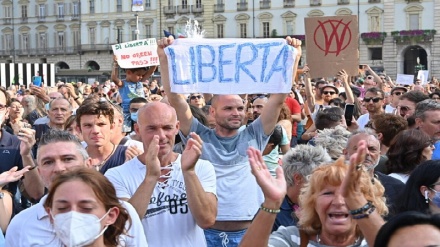 Italia, nuove proteste contro 'Green pass'