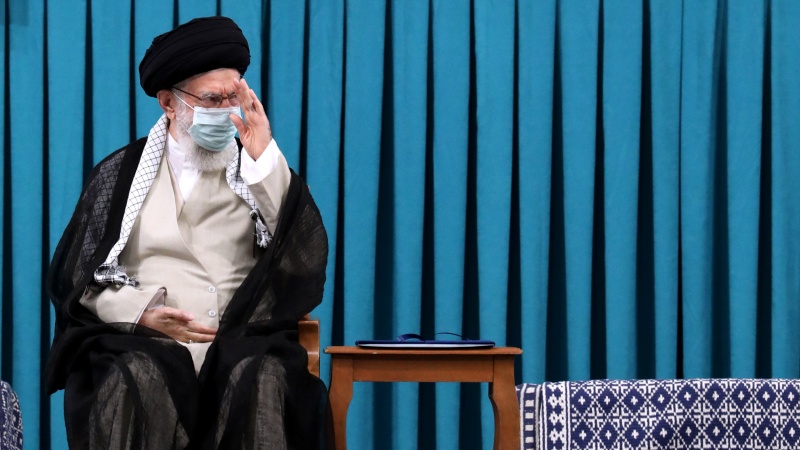 رهبر انقلاب اسلامی از برگزارکنندگان انتخابات و حضور مردم قدردانی کردند
