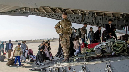 Biden faces pressure to extend Afghanistan evacuation mission as Taliban warns against doing so