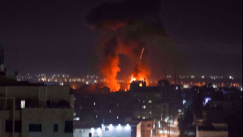 Israelische Drohnen greifen den zentralen Gazastreifen an