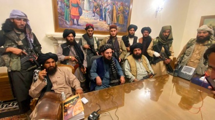 Taliban Merebut Kekuasaan di Afghanistan Saat Presiden Melarikan Diri
