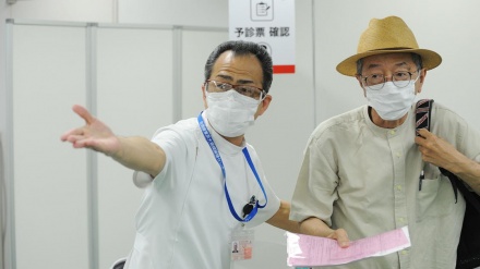 日本の新型コロナ　５５人死亡・６２７７人新規感染