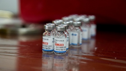 伊朗外交部争取每周进口1500 万支疫苗