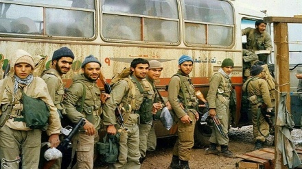 Holy Defence, a mirror of Ashura (1)