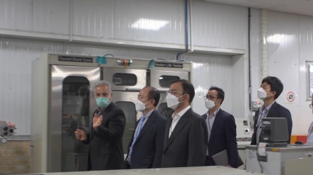 韩国驻伊朗大使对伊朗家电业的进步表示惊叹