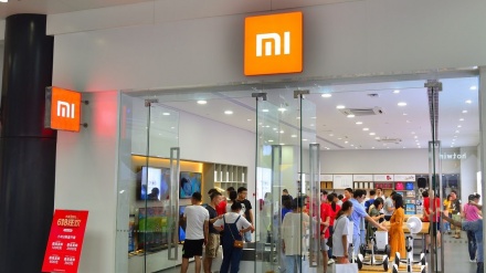 लिथुआनिया ने अपने नागरिकों को चाइनीज़ मोबाइल इस्तेमाल करने से रोका, बताई बड़ी वजह