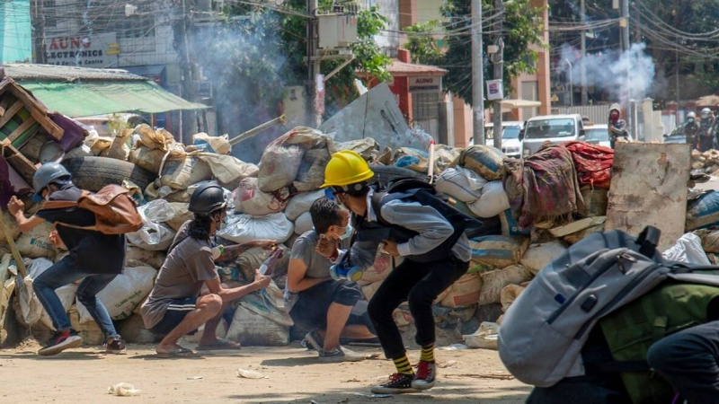 缅甸发生严重冲突，数百人流离失所