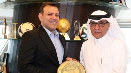 Iran, Qatar football officials meet in Doha