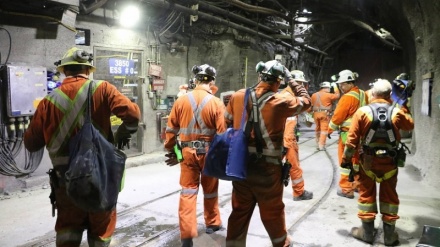 Canada, 39 minatori in trappola sotto terra 