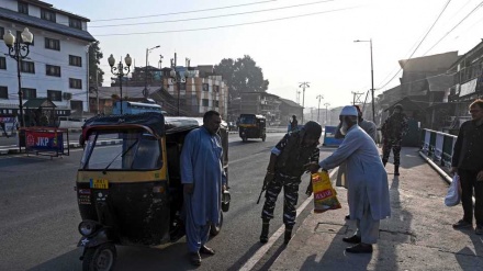 Indian police raid homes of four journalists in Kashmir