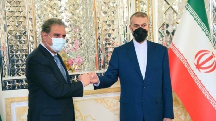 イラン・パキスタン両外相がアフガンに関して電話会談