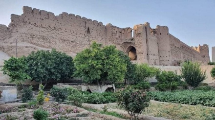 طالبان قلعه‌ تاریخی گرشک را تخریب کردند
