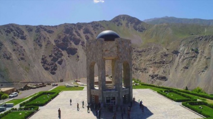 Kampf beginnt zwischen Taliban und Massoud da Verhandlungen scheitern