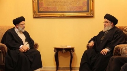 伊朗总统向赛义德·哈桑·纳斯鲁拉回电